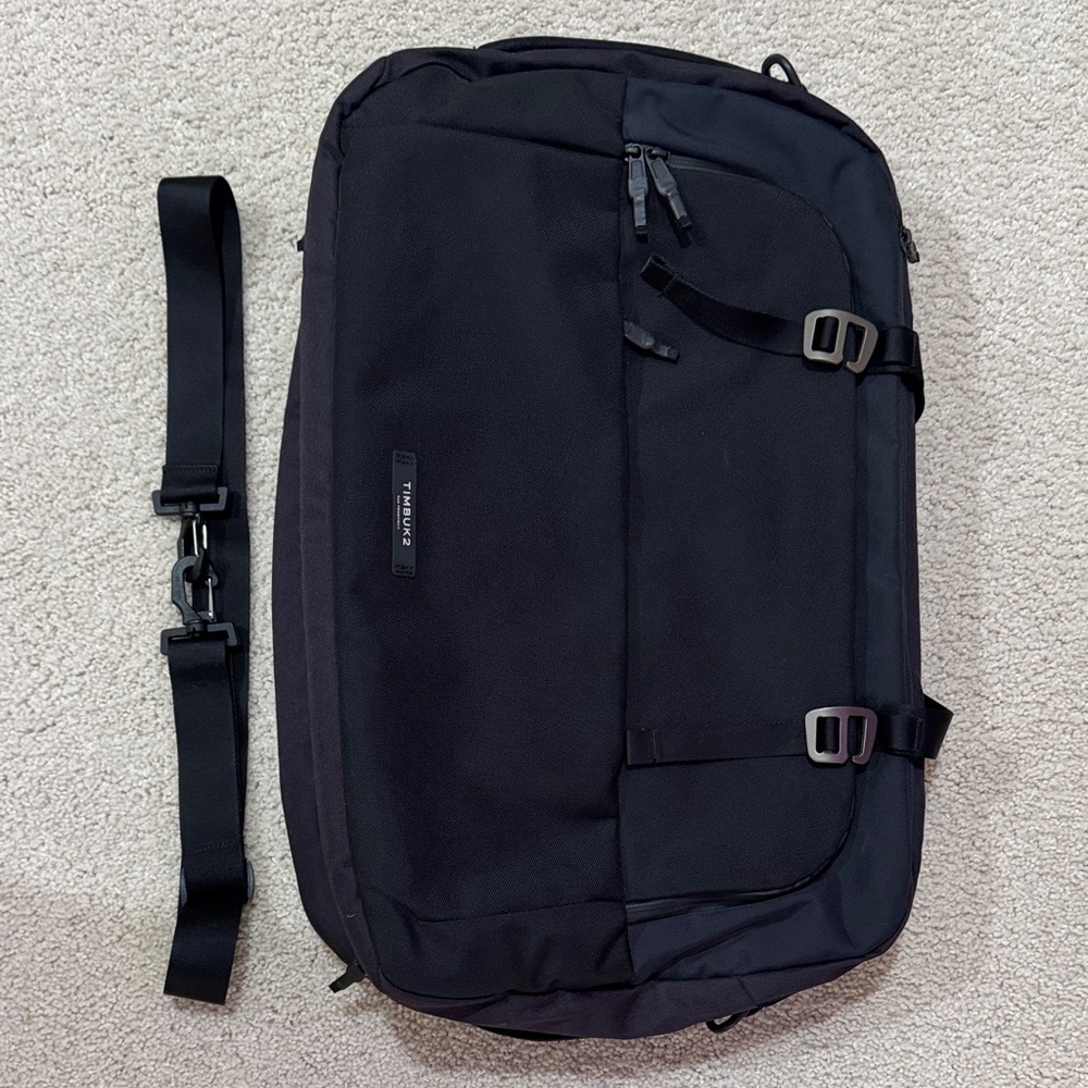 Timbuk2 San Francisco No Check Backpack duffle Black Messenger Bag for Men